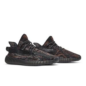 Yeezy Boost 350 V2 Black & Brown Patterned Women’s Sneakers